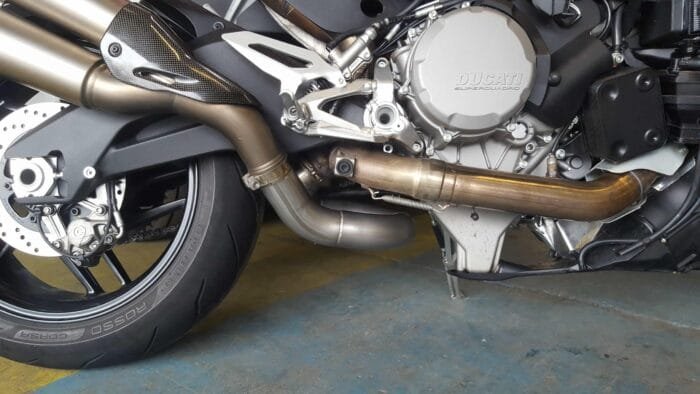 Ducati-959-Panigale-de-cat-Max-Torque-Cans-Motorbike-Exhaust-pipework-Liverpool-