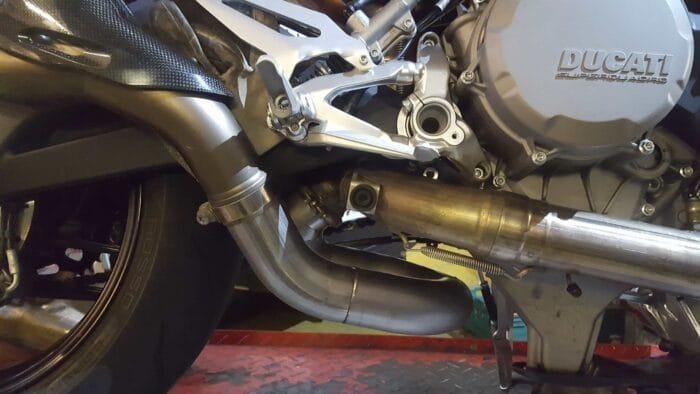 Ducati-959-Panigale-de-cat-Max-Torque-Cans-Motorbike-Exhaust-pipework-Manchester-