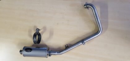 Yamaha-YZF-R125-Exhaust-system-and-silencer-by-Max-Torque-Cans-UK-3