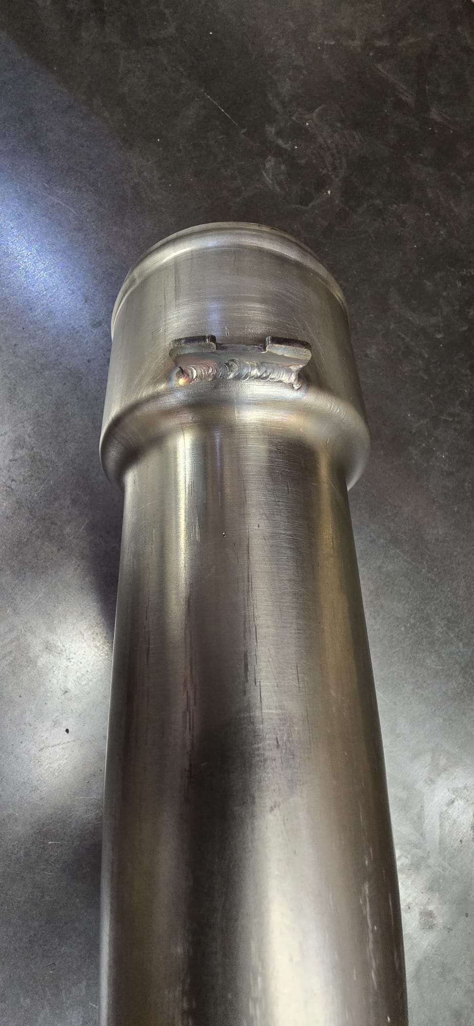 DAF LF 2013 – 2023 Stainless intercooler pipe Euro 6. Part No 1707138 or 1715764 Exhaust Can 2 DAF LF 2013 – 2023 Stainless intercooler pipe Euro 6. Part No 1707138 or 1715764 - Max Torque Cans 2