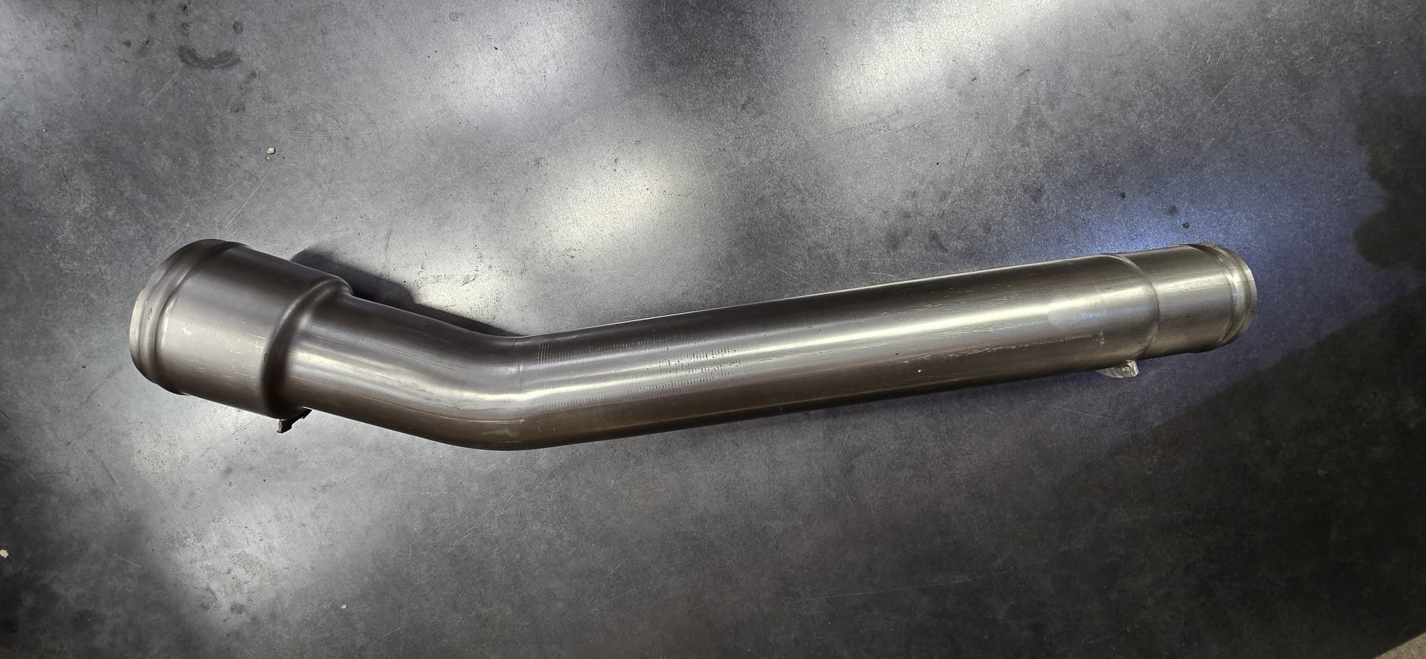 DAF LF 2013 – 2023 Stainless intercooler pipe Euro 6. Part No 1707138 or 1715764 Exhaust Can 3 DAF LF 2013 – 2023 Stainless intercooler pipe Euro 6. Part No 1707138 or 1715764 - Max Torque Cans 3