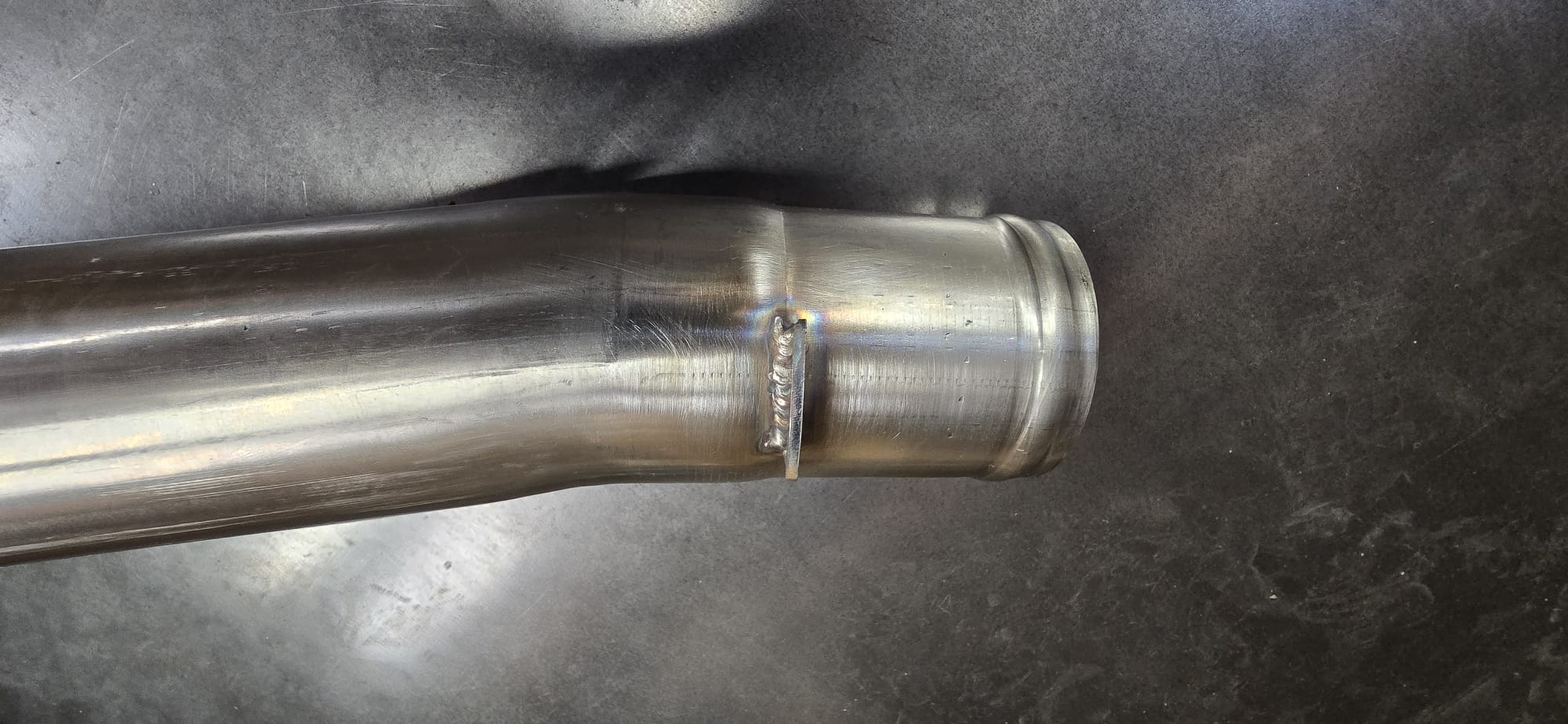 DAF LF 2013 – 2023 Stainless intercooler pipe Euro 6. Part No 1707138 or 1715764 Exhaust Can 4 DAF LF 2013 – 2023 Stainless intercooler pipe Euro 6. Part No 1707138 or 1715764 - Max Torque Cans 4